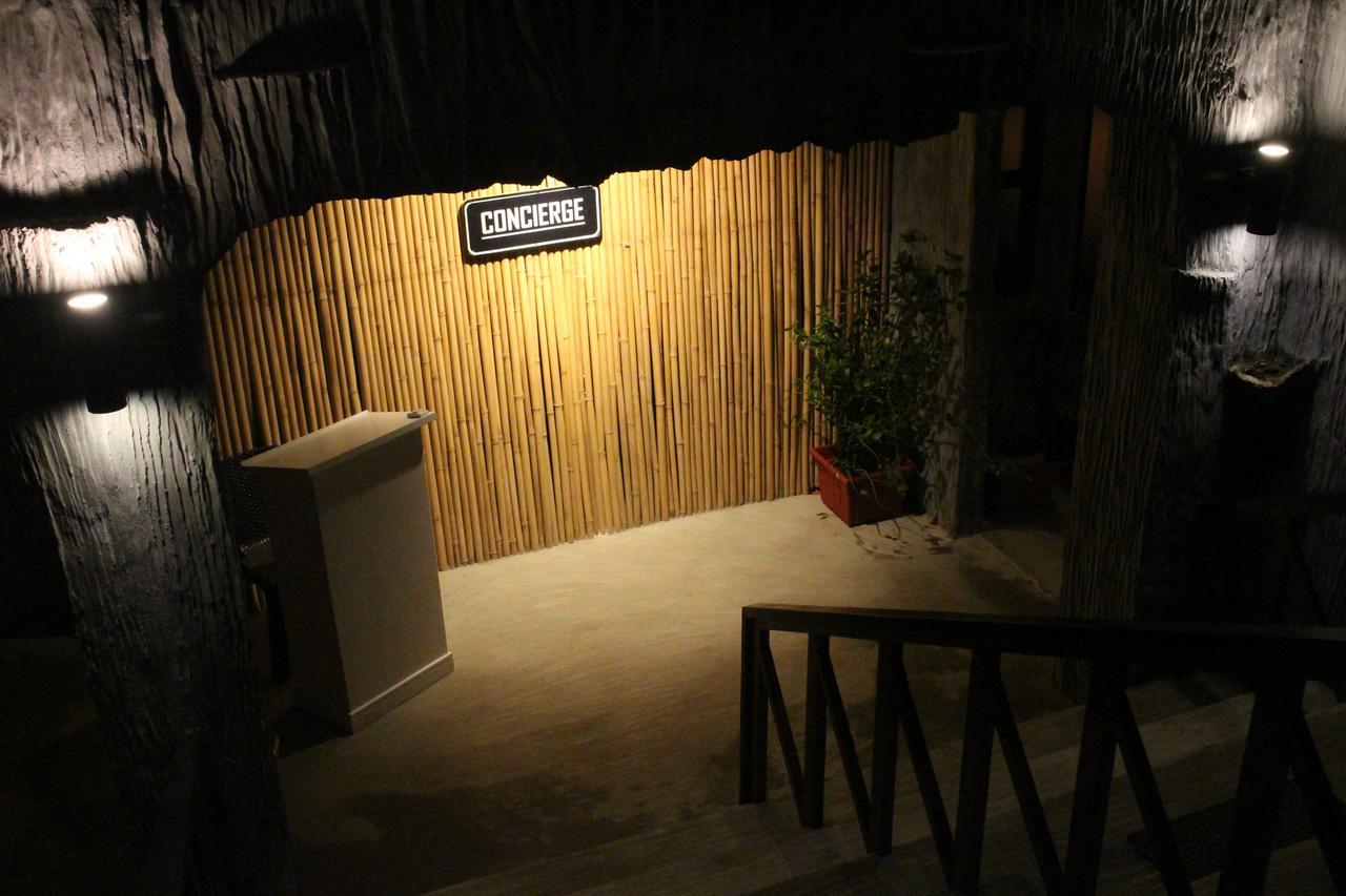 The Cavern Pod Hotel & Specialty Cafe El Nido Zewnętrze zdjęcie