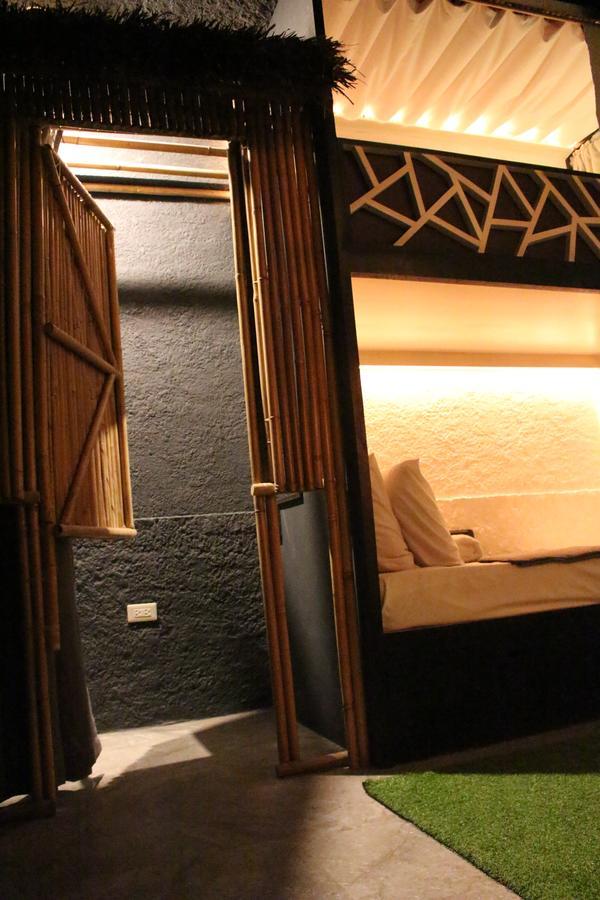 The Cavern Pod Hotel & Specialty Cafe El Nido Zewnętrze zdjęcie