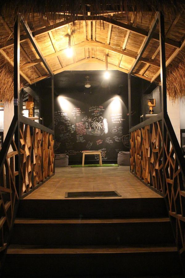 The Cavern Pod Hotel & Specialty Cafe El Nido Zewnętrze zdjęcie